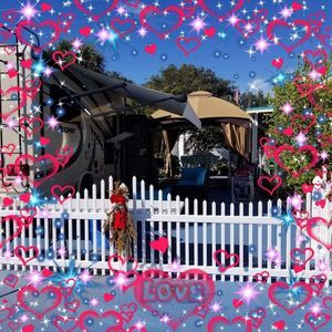 Meet your Posher, Beverly